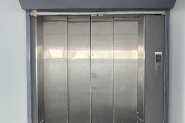 For Rent - 3rd Flr Shop @ Wisma Cke Cheras Main Road Frontage, Suitable For Many Biz