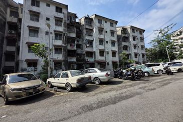 Desa Petaling Flat