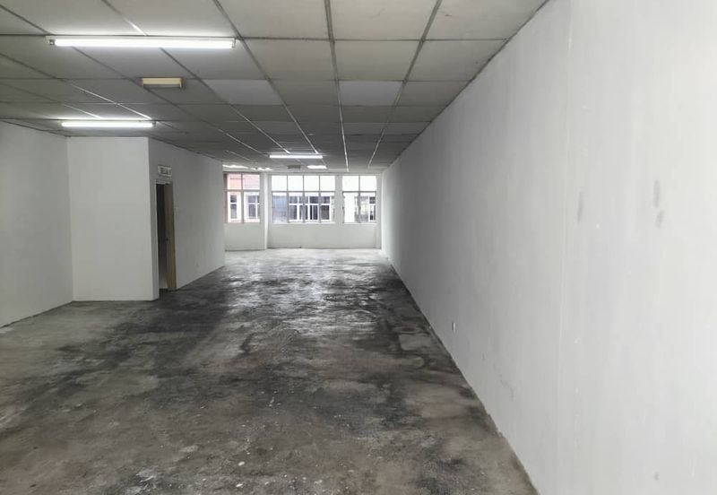 Oakland Commercial Centre