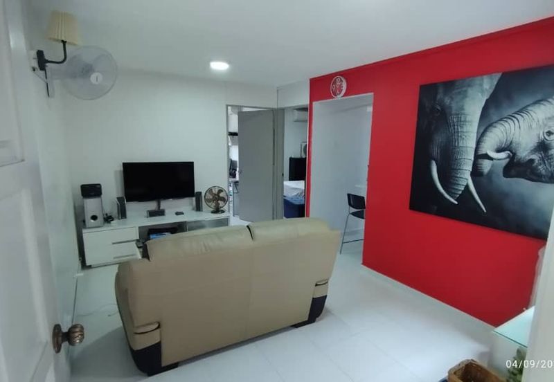 Flat Pandan Jaya Blok L13