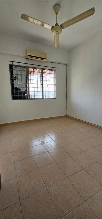 Rare Big Unit In Ampang Teratai - For Sale, Selangor, Ampang