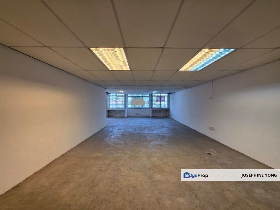 For rent – First floor shop @ Pandan Perdana main road frontage, ample parking nearby, Kuala Lumpur, Cheras