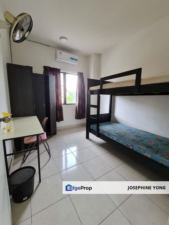 for rent – first floor townhouse @ bdr sungai long, Selangor, Kajang