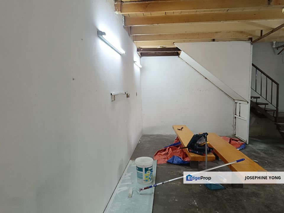 FOR RENT – 2 STOREY TERRACE HOUSE @ SALAK SOUTH EASY ACCESS TO KUCHAI LAMA/MID VALLEY/OLD KLANG ROAD, Kuala Lumpur, Salak Selatan