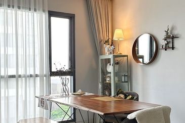 Dianthus @ Tropicana Gardens