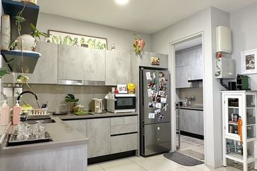 Dianthus @ Tropicana Gardens