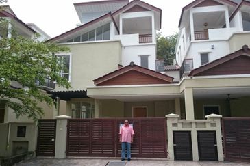 Seksyen 4, Shah Alam