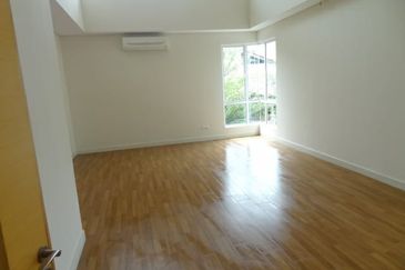 Seksyen 4, Shah Alam