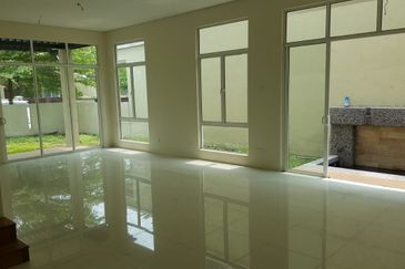 Seksyen 4, Shah Alam