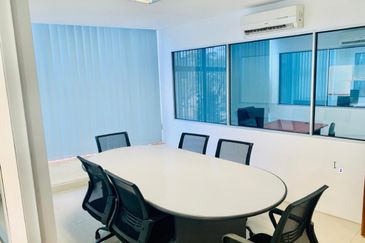 Taipan Business Centre, USJ 10