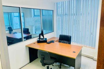 Taipan Business Centre, USJ 10