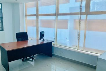 Taipan Business Centre, USJ 10