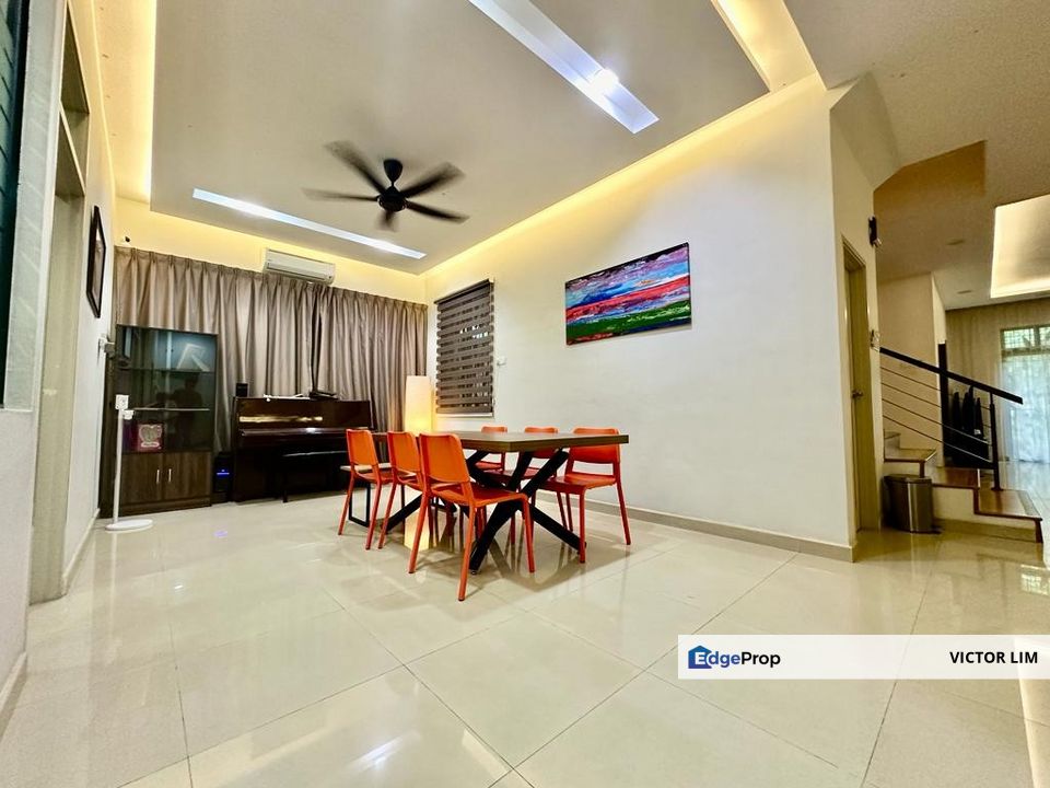 Usj 3d 3sty renovated bungalow, Selangor, USJ