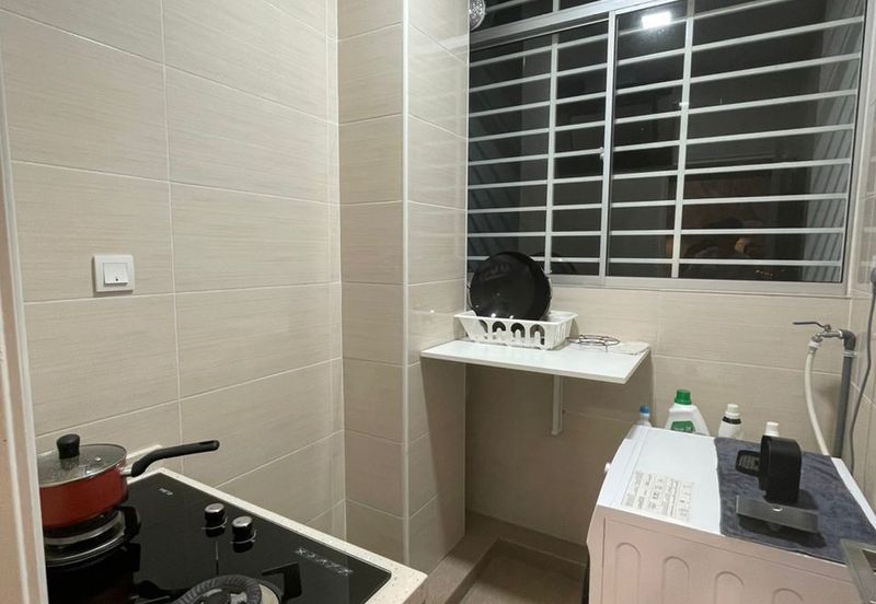 La Thea Residences @ 16 Sierra