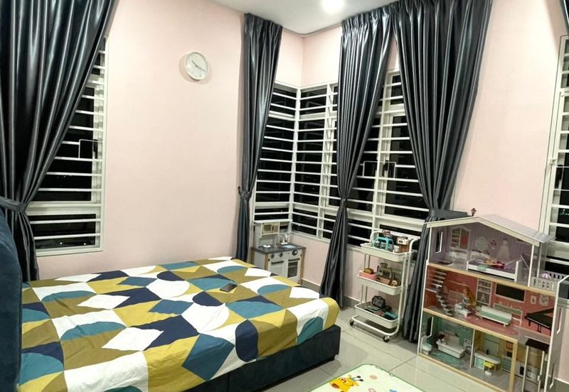 La Thea Residences @ 16 Sierra