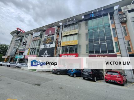 5.5% ROI Prime 4.5sty shop with lift at Bandar Baru Bangi, Selangor, Bangi