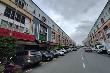 Regalia Business Centre, USJ 1