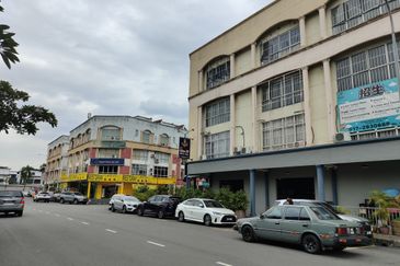 Regalia Business Centre, USJ 1