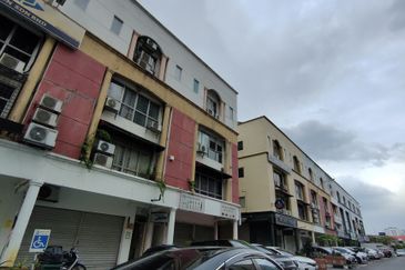 Regalia Business Centre, USJ 1