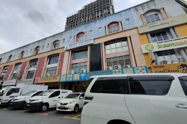 Regalia Business Centre, USJ 1