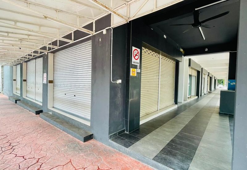 Prime 3-Storey Corner Shoplot @ Siera Park, Ara Damansara (Petaling Jaya) Facing Main Road | Freehold | Fully Tenanted