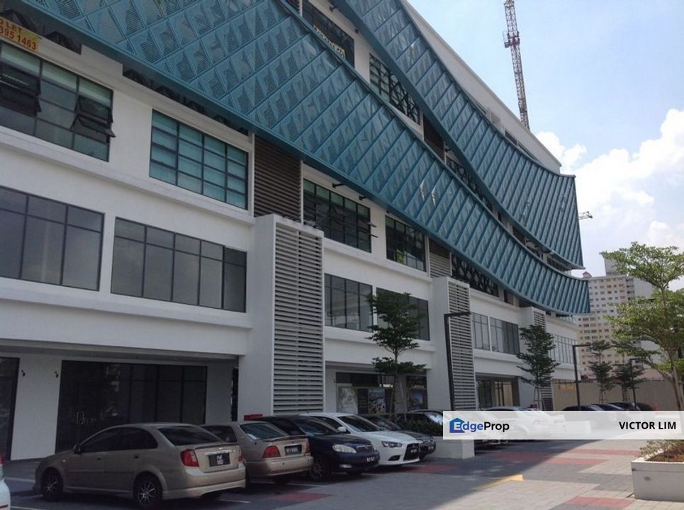 One South Street Mall office near MRT station, Selangor, Seri Kembangan