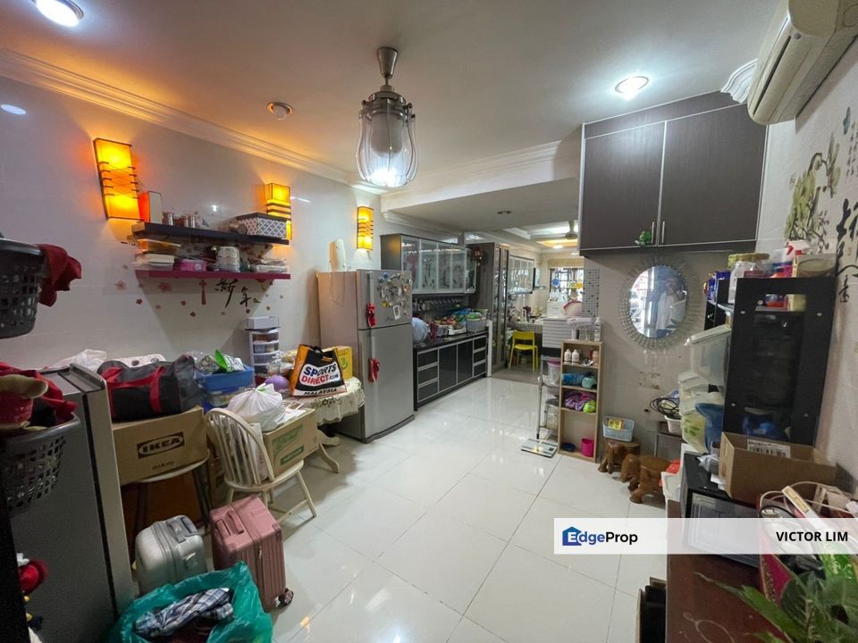 Renovated 22x100 2sty link house in gate guarded Taman Mutiara Indah, Selangor, Puchong South