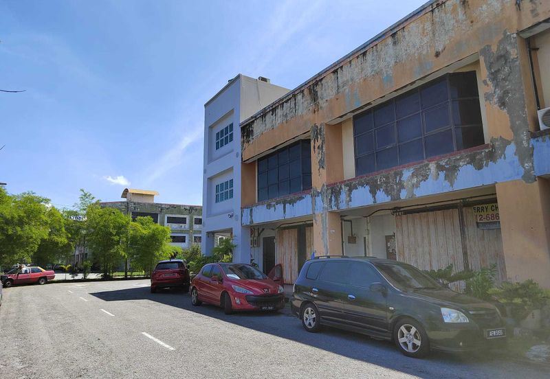 Jalan Pasir Puteh, Station 18