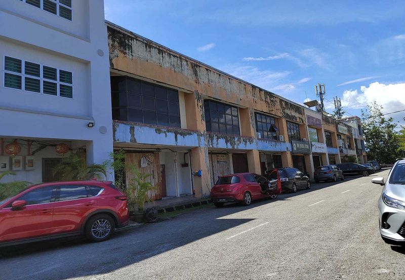 Jalan Pasir Puteh, Station 18