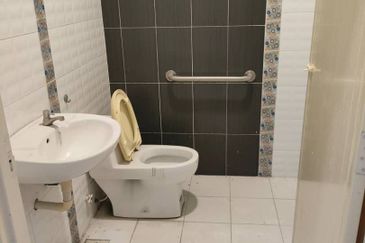 Times Square Ipoh at Jalan Windsor Ground floor Office with furnished for rent