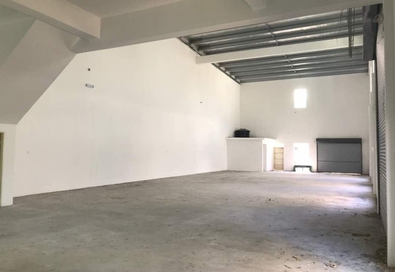 Kawasan Perindustrian Klebang - 1.5 Semi-D Corner Factory For Rent