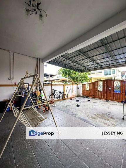 Sri klebang 2sty freehold house for sale with renovated and extended kitchen, Perak, Kinta