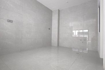 JALAN THOMPSON/JALAN TUN DR ISMAIL