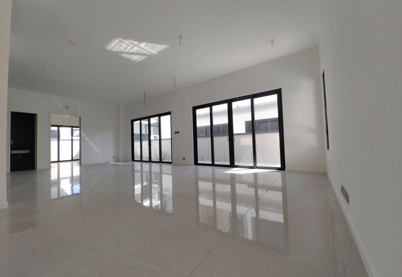 JALAN THOMPSON/JALAN TUN DR ISMAIL