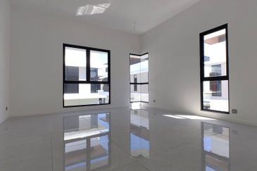 JALAN THOMPSON/JALAN TUN DR ISMAIL