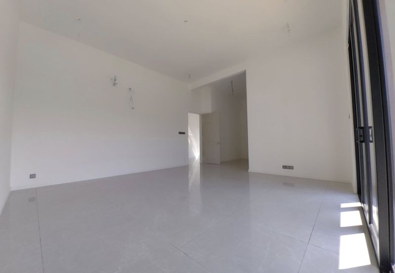 JALAN THOMPSON/JALAN TUN DR ISMAIL