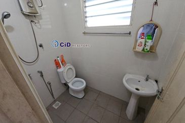 TAMAN RAPAT SETIA BARU