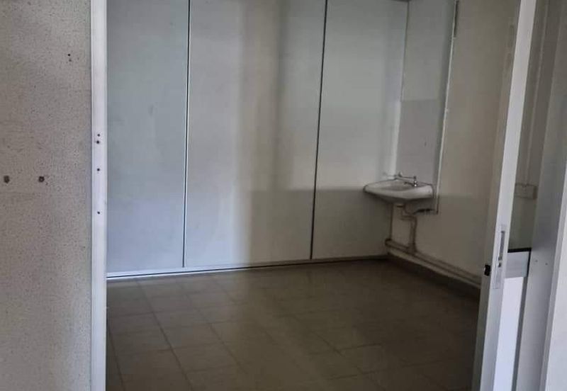 Good location 2 Storey shoplot for sale in Bandar Baru Parit Buntar Perak 