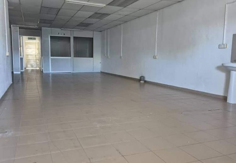 Good location 2 Storey shoplot for sale in Bandar Baru Parit Buntar Perak 