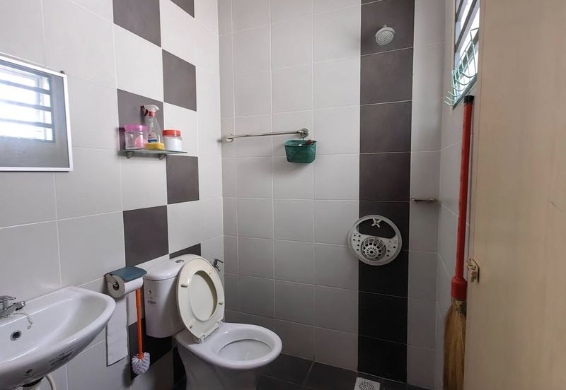 Taman Pengkalan Utama