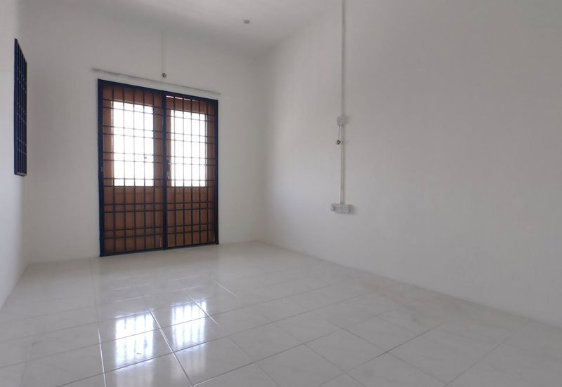 Panorama Lapangan Perdana