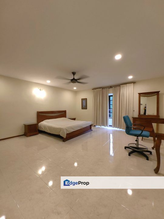 3-Storey Townhouse for Rent in Meru Valley, Ipoh , Perak, Kinta