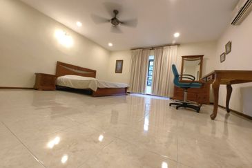 MERU VALLEY RESORT (GOLFVIEW TERRACE)