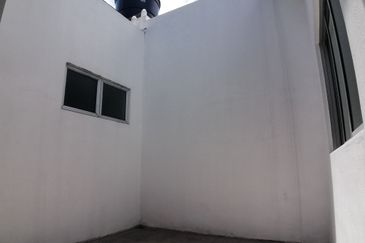 PANORAMA LAPANGAN KINARA