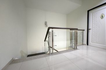 Taman Lapangan Hartamas Botani