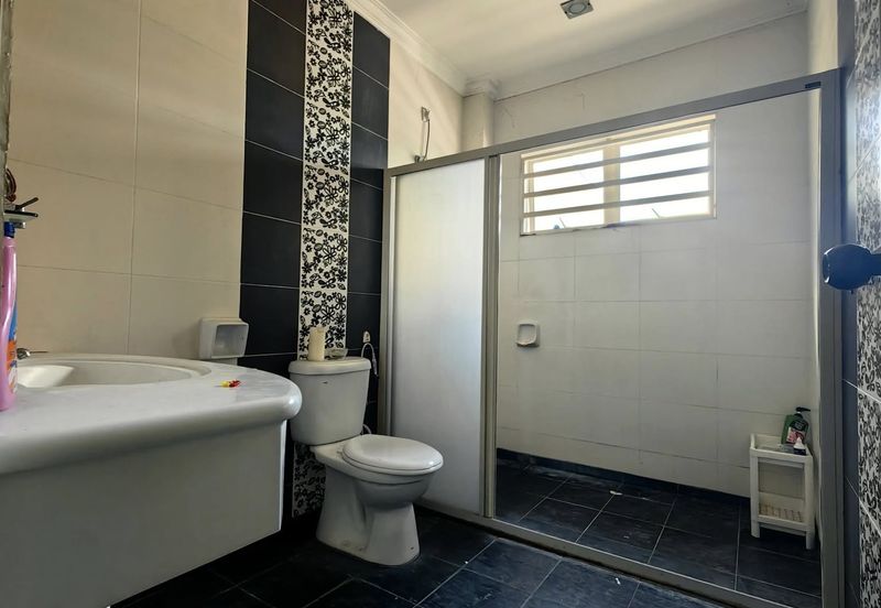 Taman Pengkalan Tiara