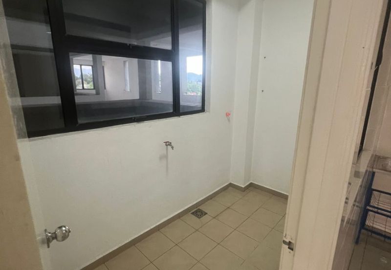 Upper East @ Tiger Lane