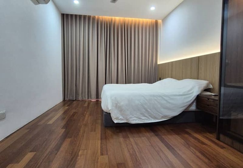 Upper East @ Tiger Lane