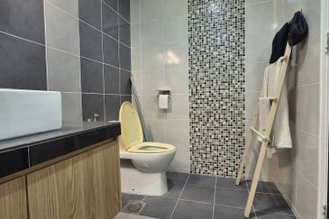 Upper East @ Tiger Lane