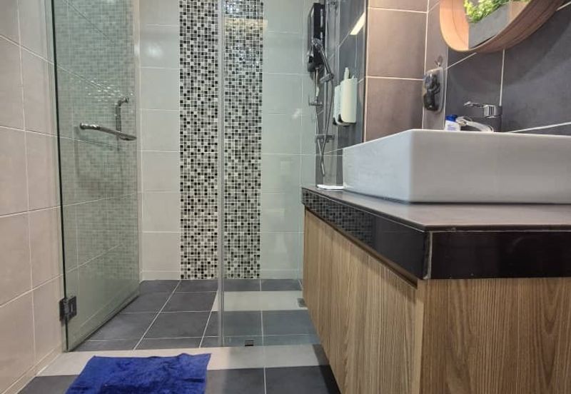 Upper East @ Tiger Lane